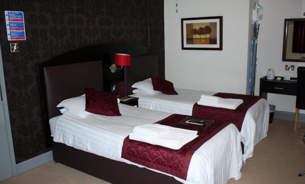 The Cathedral Hotel Salisbury Habitación foto