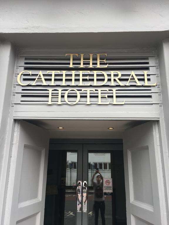 The Cathedral Hotel Salisbury Exterior foto